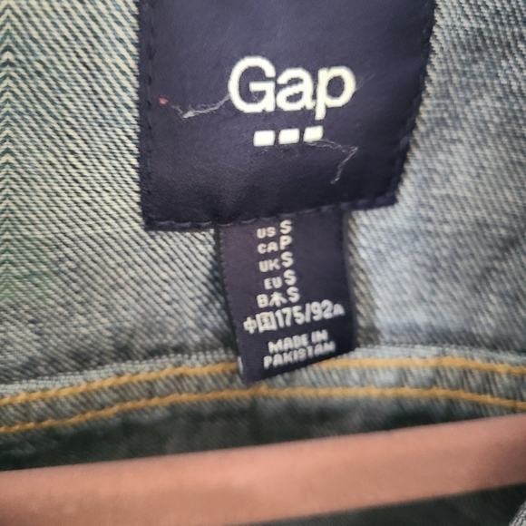GAP Medium Wash Studded Button Down Jean Jacket Size Small - Picture 5 of 6